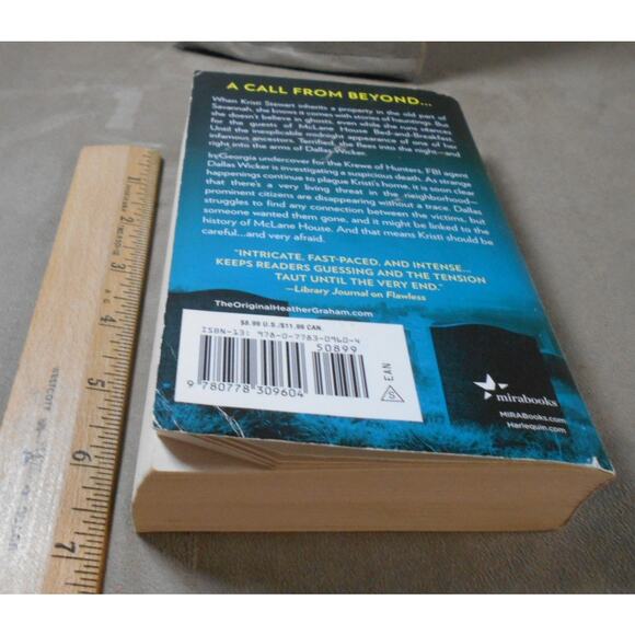 The Summoning by Heather Graham Paperback 2019 Krewe of Hunters #27 Walmart Exc - Picture 8 of 8